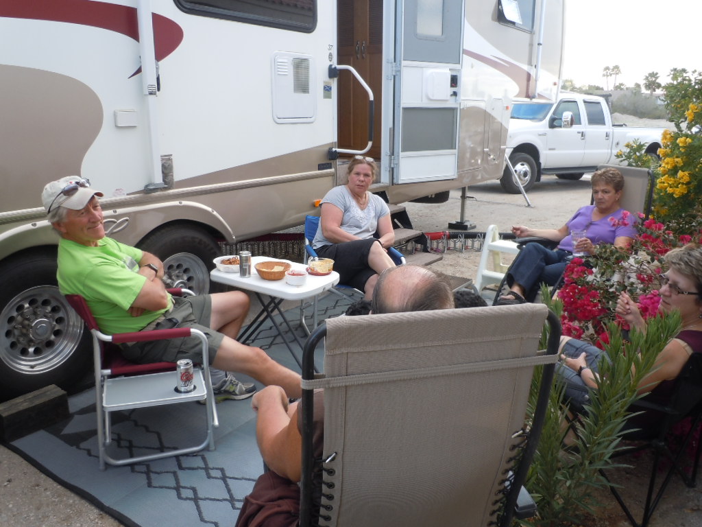 RV Voyageur Yuma Foothills RV Area...and hosting dinner!