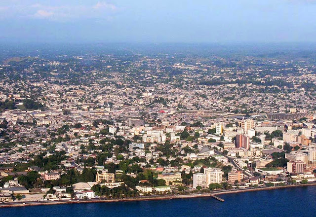 Foto aérea de Librevile – Gabão
