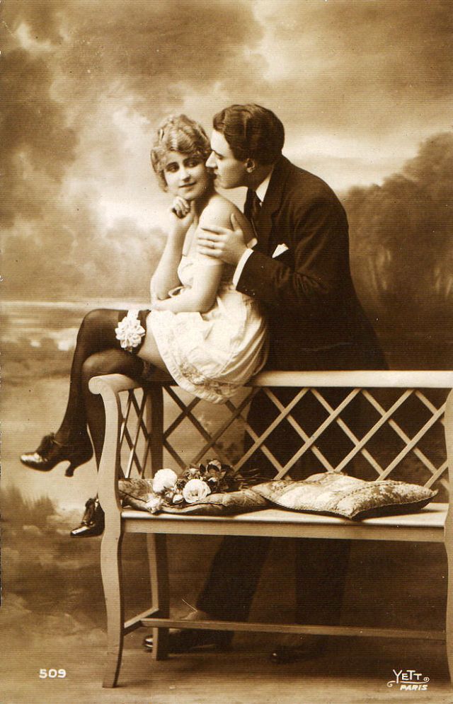 Vintage Sweet Love 22 Cool Pics Of Romantic Couples From The 1900s And 1910s ~ Vintage Everyday