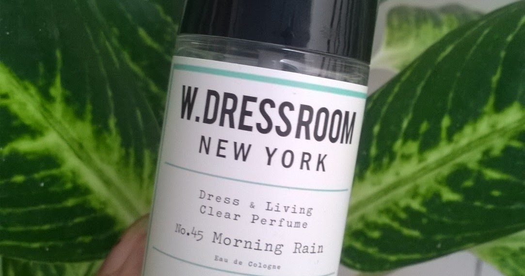 [REVIEW] W DRESSROOM NO. 45: MORNING RAIN