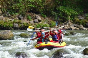 Elo River Rafting Tour