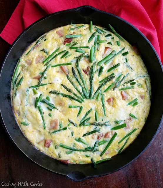 Cooking With Carlee Cheesy Ham and Asparagus Frittata