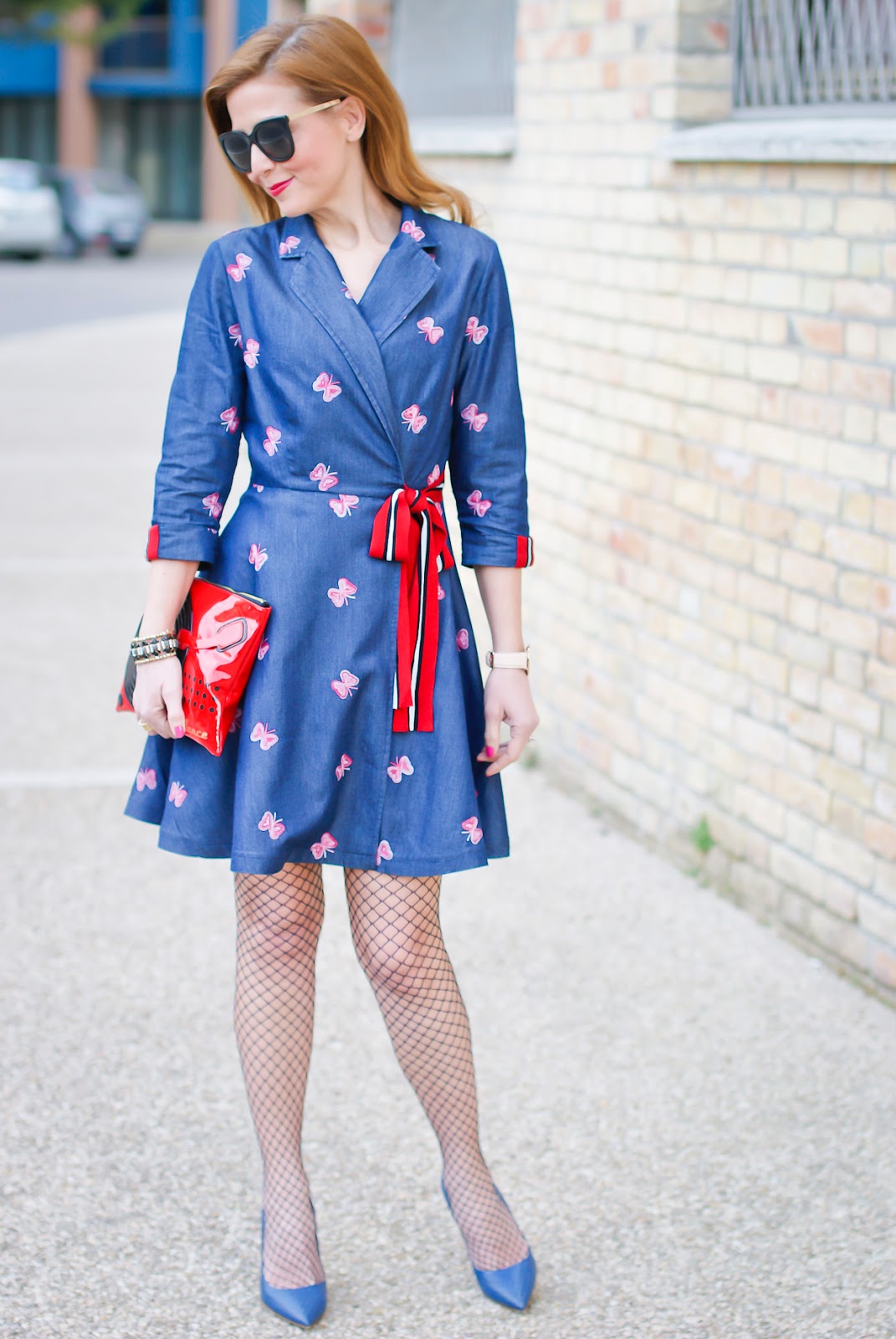 Butterfly denim dress from Metisu on Fashion and Cookies fashion blog, fashion blogger style