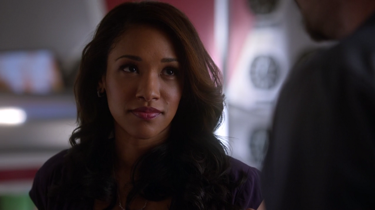 The Flash - Season 2 - Candice Patton Talks Earth-2 Iris, Wally West & More 