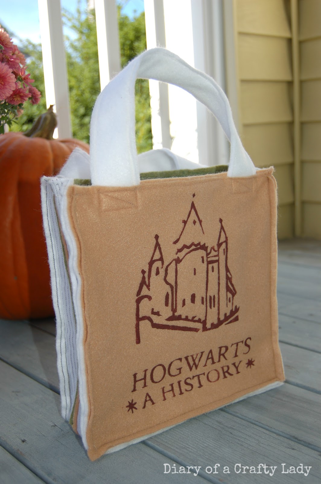 Diary of a Crafty Lady Felt Trick or Treat Bags Harry Potter Edition!