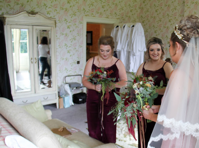 Super Cool Autumn Tee Wedding Day At Silverholme Manor On The Each Of The Bouquets Were Quite Unique And Our Gorgeous Bride Katie Had Most Beautiful One