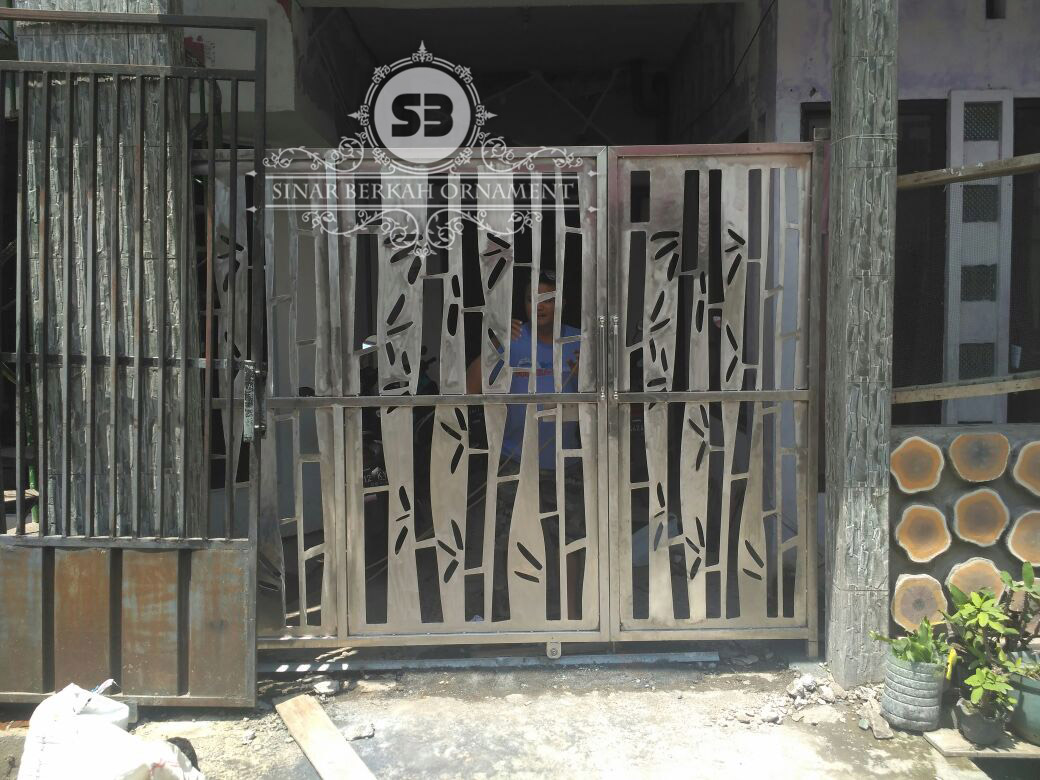 Model Pintu Rumah Dari Plat Besi / Terpopuler Pintu Besi Minimalis Ruko