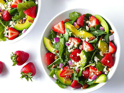 Tăng cân bằng quả bơ trộn salad hoa quả Tăng cân bằng quả bơ trộn salad hoa quả
