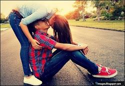 cute couple kiss sunset kissing couples outdoor road poses emo pose teen boyfriend young kisses girlfriend pic outdoors cutecouple alone