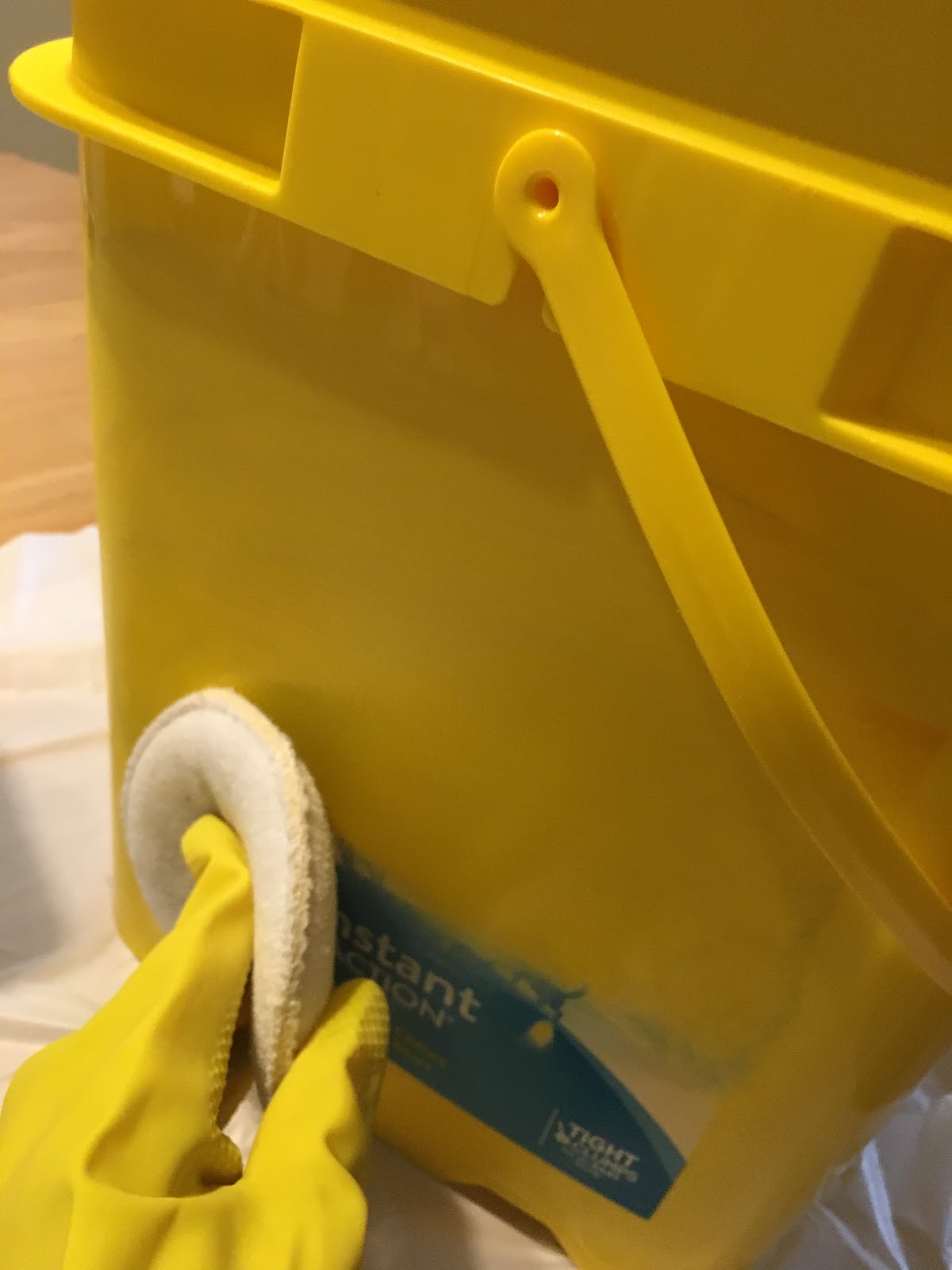 Down Home in Texas Repurpose How to Clean the Print off Kitty Litter