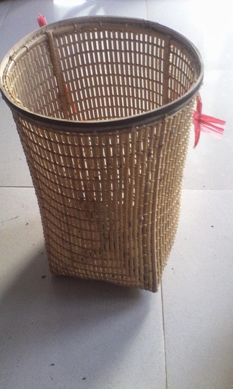 Alat Rumah Tangga Tradisional Suku Dayak : Kindai adalah alat rumah