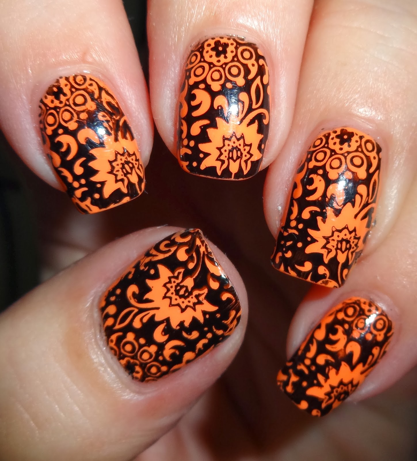 Wendy's Delights: MoYou Nails - Black Stamping Polish & Plate 218