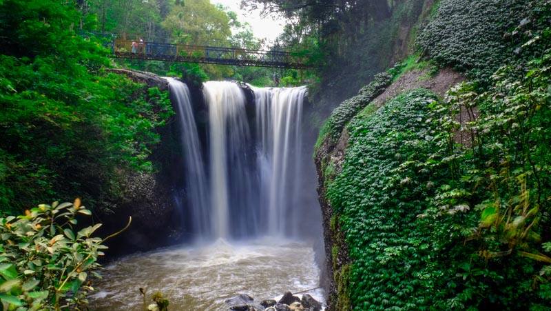 Curug (Air Terjun) Omas di Maribaya, Lembang | SPUTNIK SWEETHEART