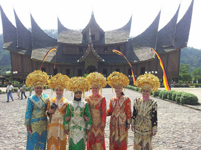 Istana Paga Ruyung Istana Paga Ruyung
