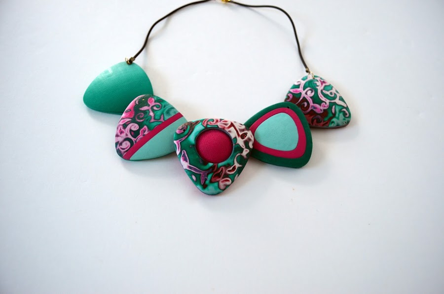 collar hidden magic en arcilla polimérica