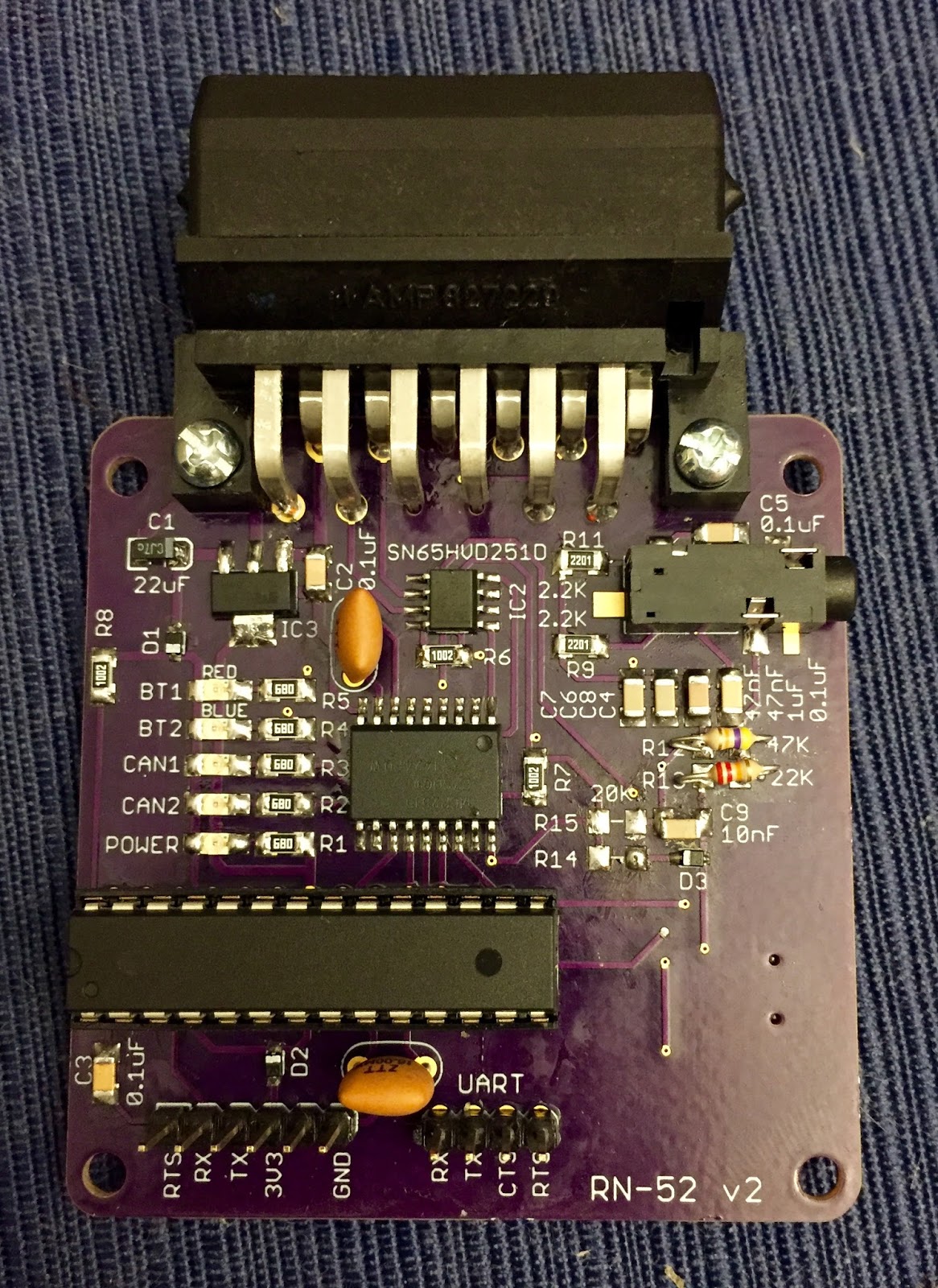 Saab CD Changer Bluetooth Auxiliary Input November 2015