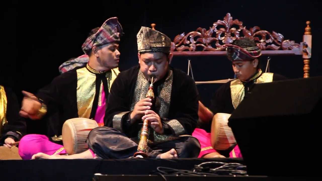 Serunai, Alat Musik Tradisional Khas Minangkabau Serunai, Alat Musik Tradisional Khas Minangkabau