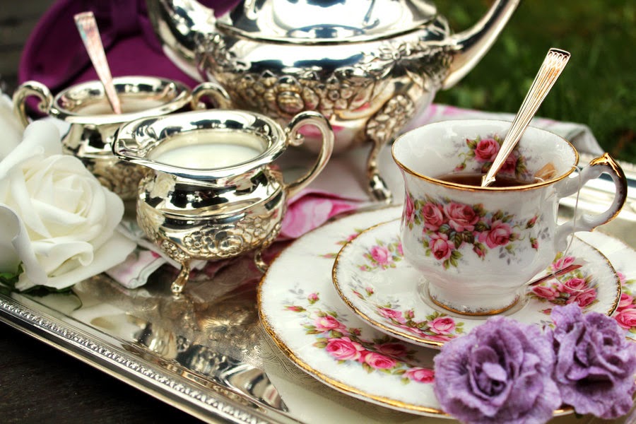 Vintage & Victorian Victorian Tea