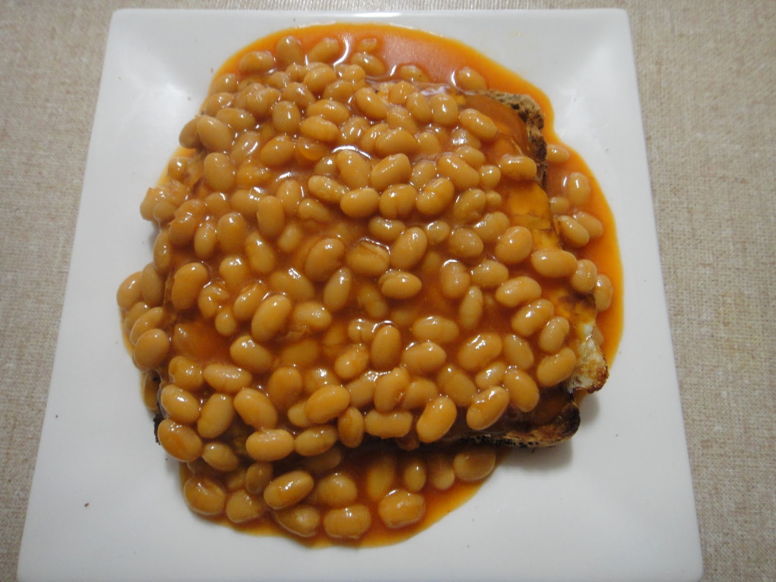 Food for Thee Baked Beans, Egg & Cheese on Toast