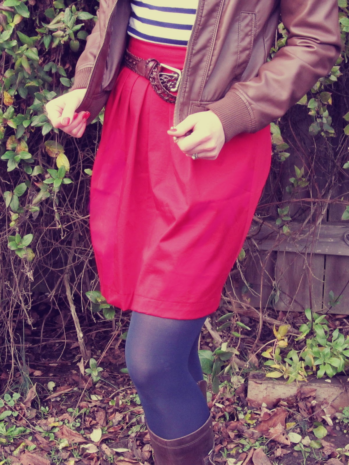 How to Wear DIY: A red skirt and a winter nautical look / Create / Enjoy