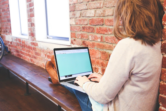 5 Ways You Can Make Money Blogging 5 Ways You Can Make Money Blogging