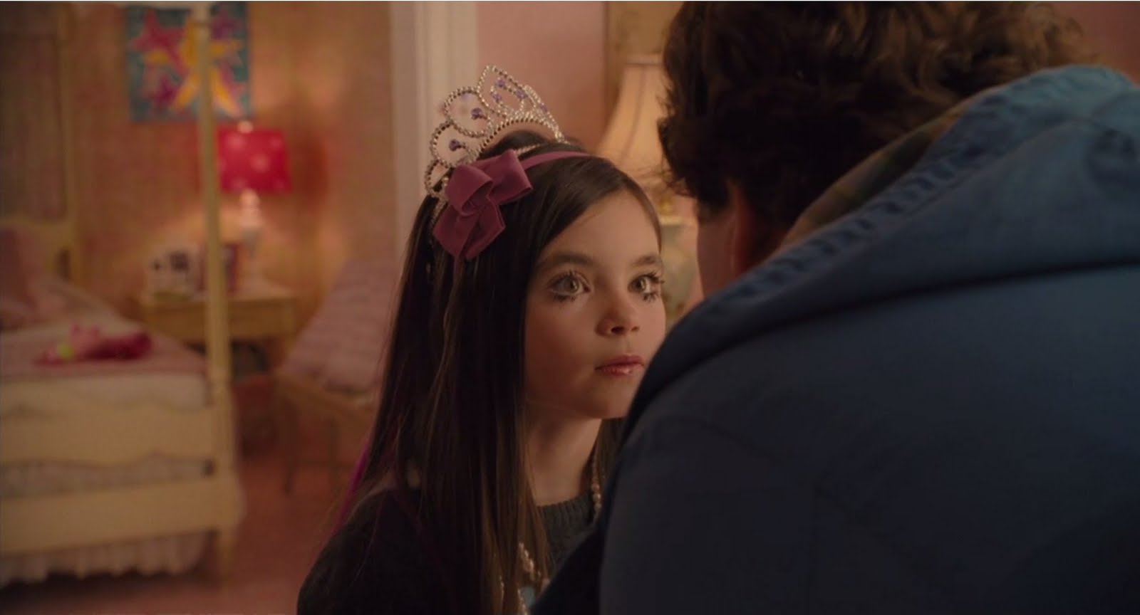 Ландри бендер нянь (2011). Фильм няня кевин. Нянь фильм 2011. Нянь 2011. Фильм няня кевин.