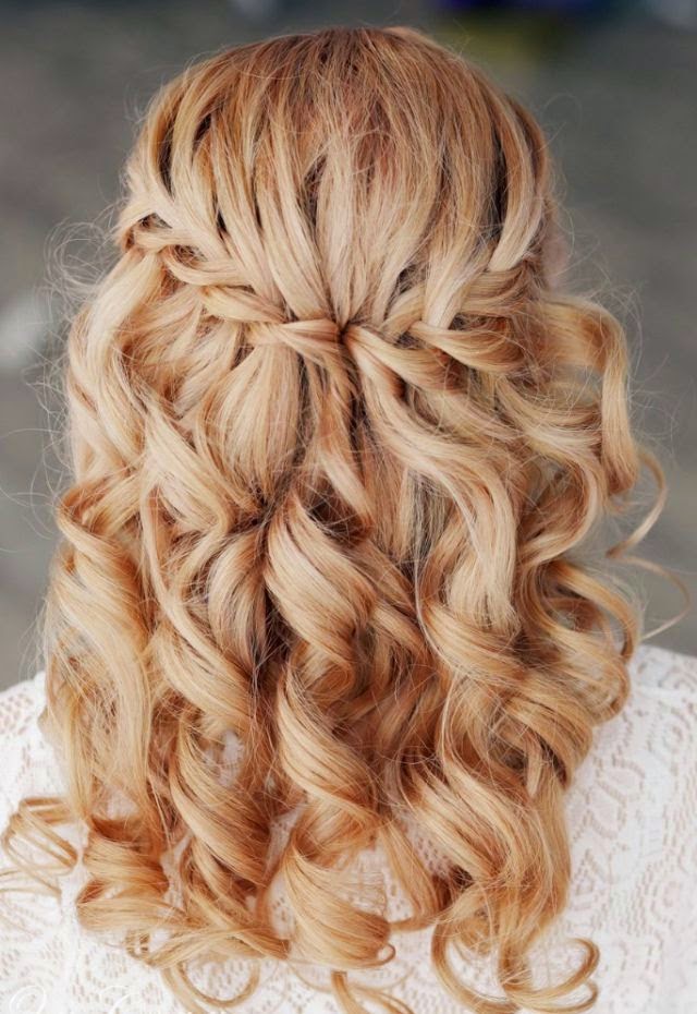 CREATIVE AND UNIQUE WEDDING HAIRSTYLE IDEAS}