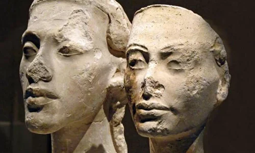 Tại sao nhiều tượng Ai Cập cổ đại bị mất mũi