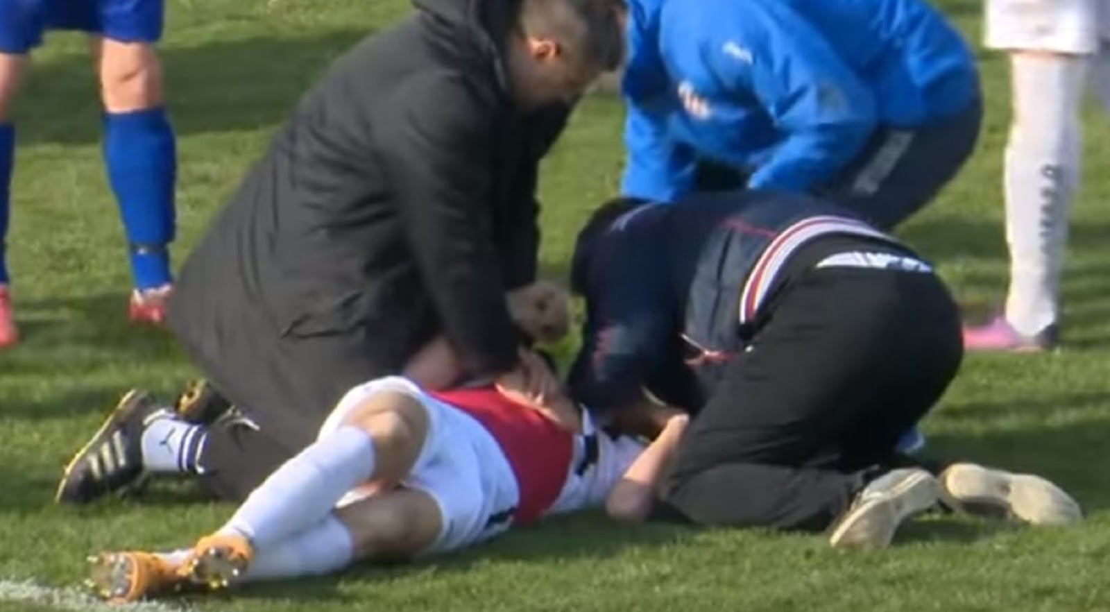 The death of football players during matches 10 The death of football players during matches 80