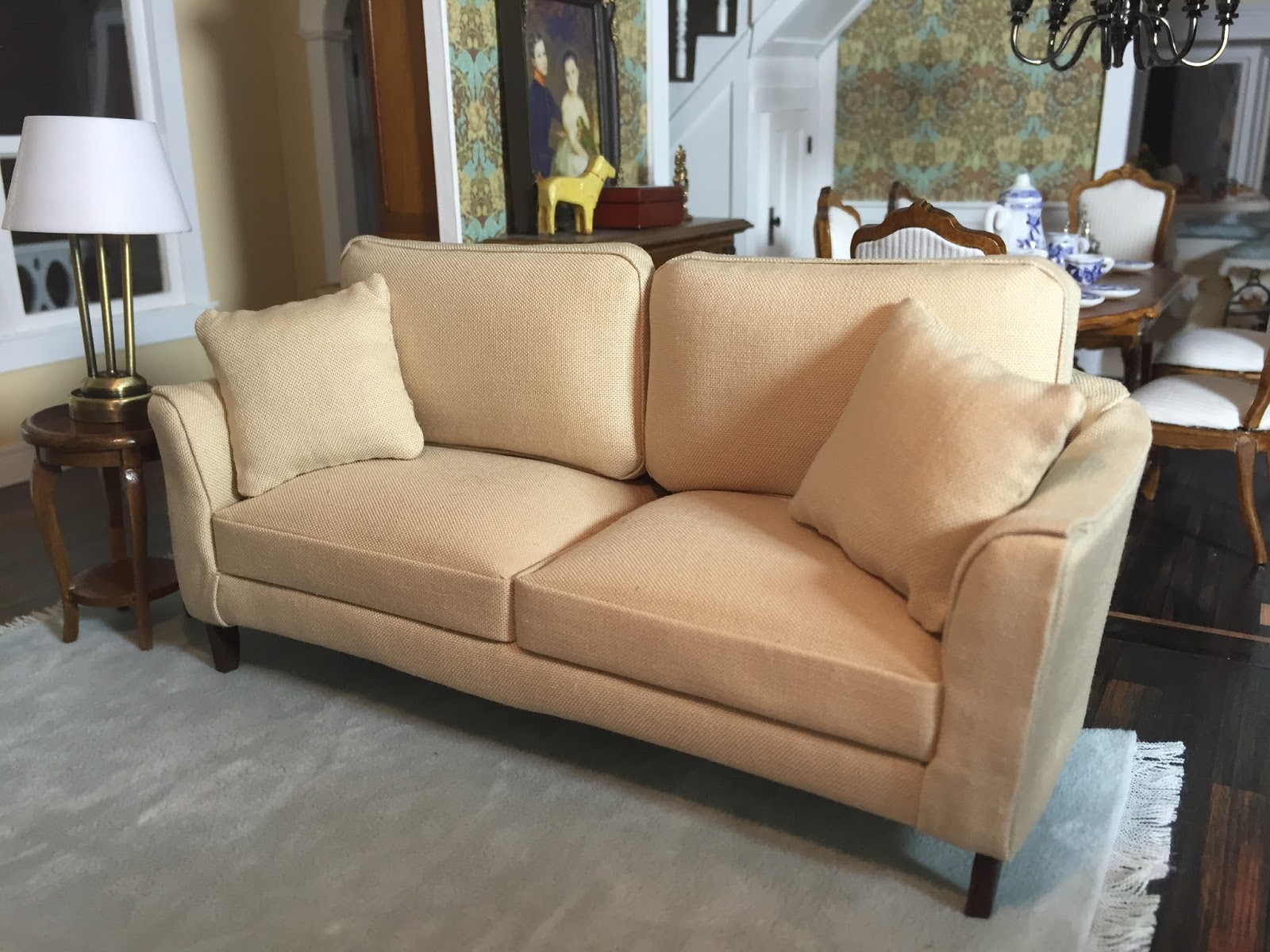 Dollhouse couch/sofa tutorial The Kinfeld