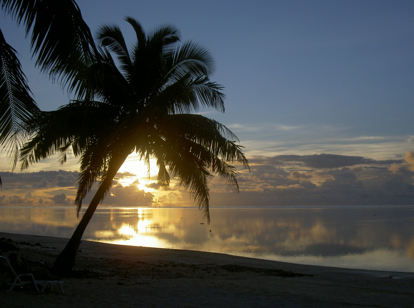 غروب الشمس في جزر كوك - مدونة صورة