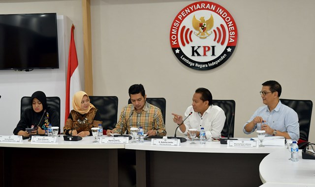 MetroTV Mendapat Teguran Keras dari KPI MetroTV Mendapat Teguran Keras dari KPI