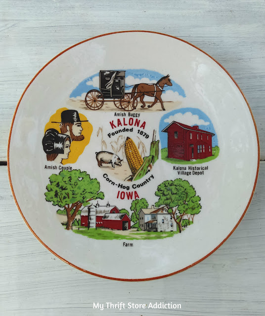 Vintage Kalona Iowa collectible souvenir plate available at thriftstoreaddiction.etsy.com vintage Iowa state souvenir plate