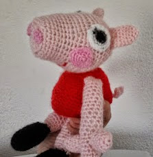 http://amigurumiscuquis.blogspot.com.es/2013/10/peppa-pig_23.html