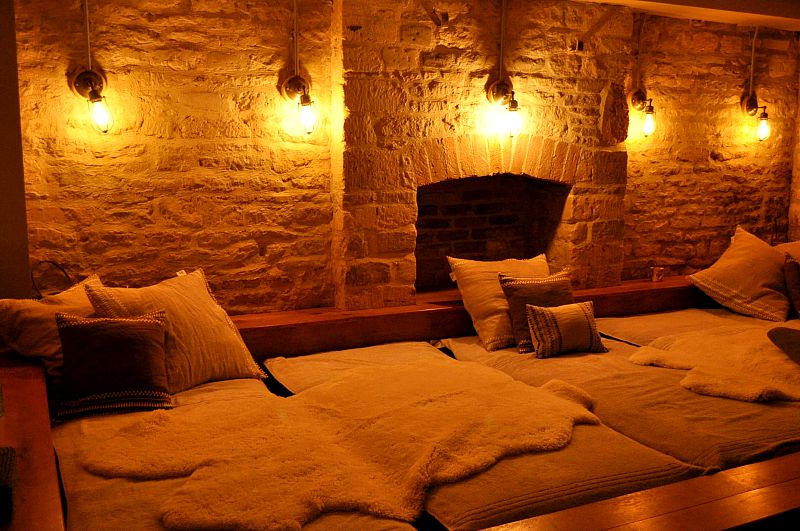 area to lounge and relax in the spa kings head hotel cirencester