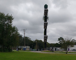 cell tower that looks like a pay phone