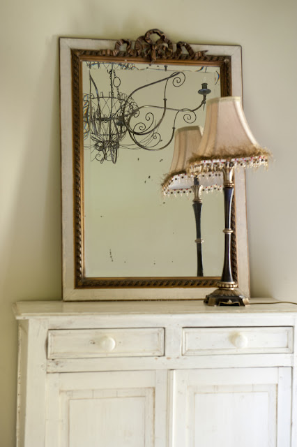 Boho meets African-lodge/ski-chalet/cozy-English-farmhouse - oast bedroom 1A www.bohohome.com @bohosusan