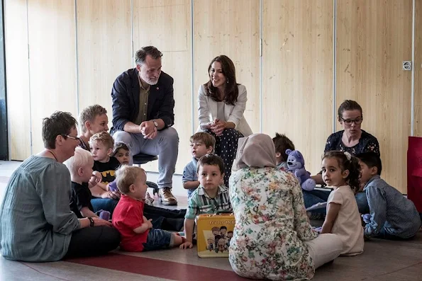 Crown Princess Mary launches anti-bullying programme for nurseries and daycare. Style royal, new dress, fashion new summer dress