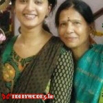 Anushka Shetty With Her Mother Photo