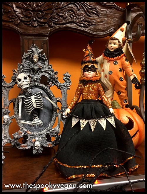 The Spooky Vegan Traditions Holiday Store's Halloween Displays