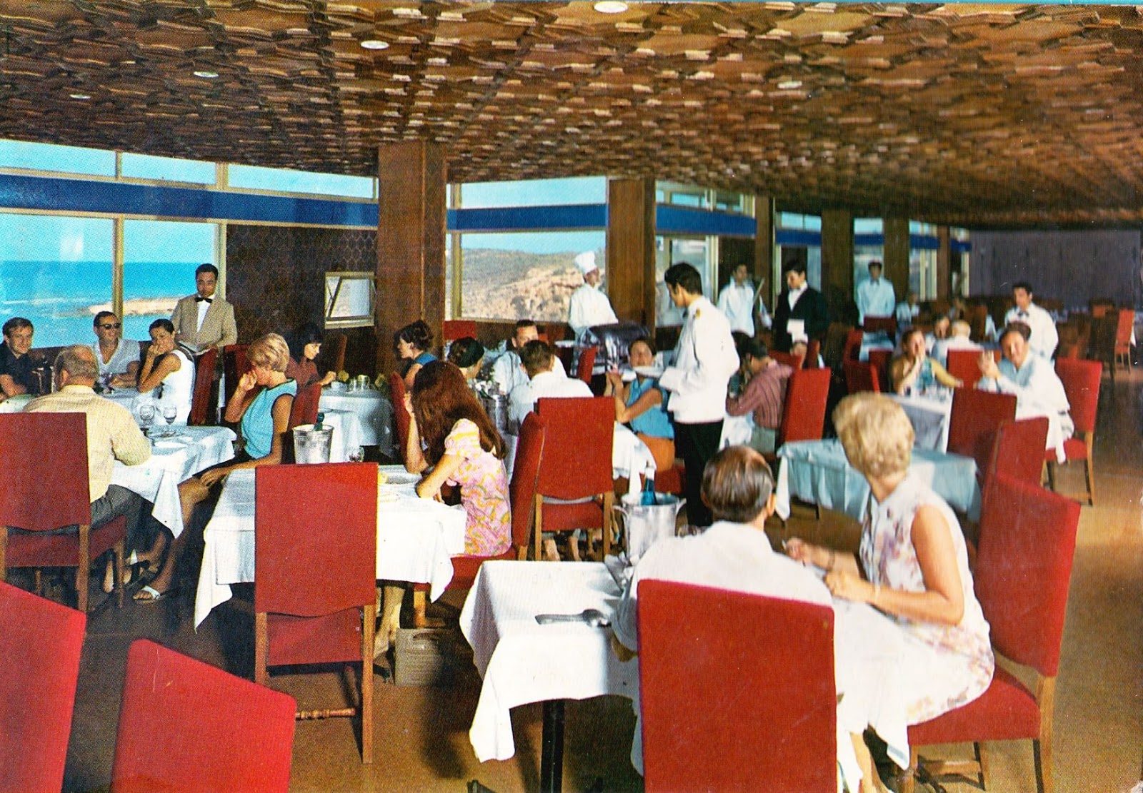 The Box is Open La Baie des Singes Tunisie