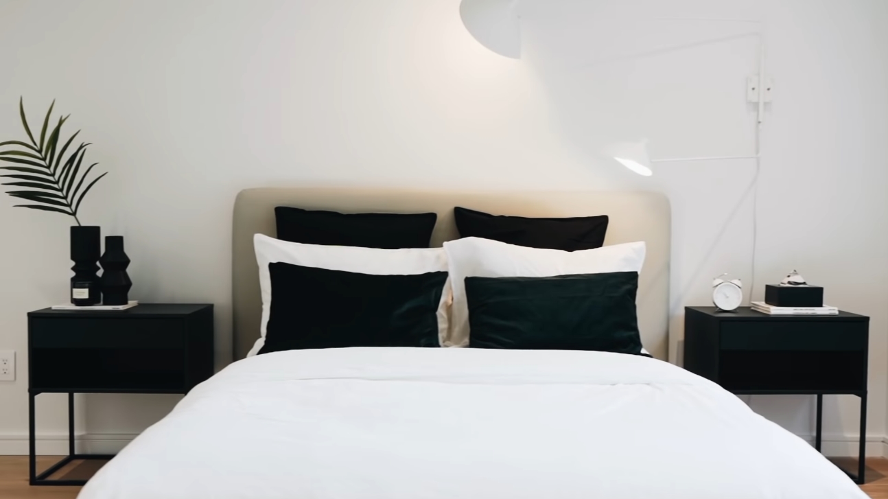 33 Photos vs. 14 Archerhill Dr, Toronto vs. Home Interior Design Tour