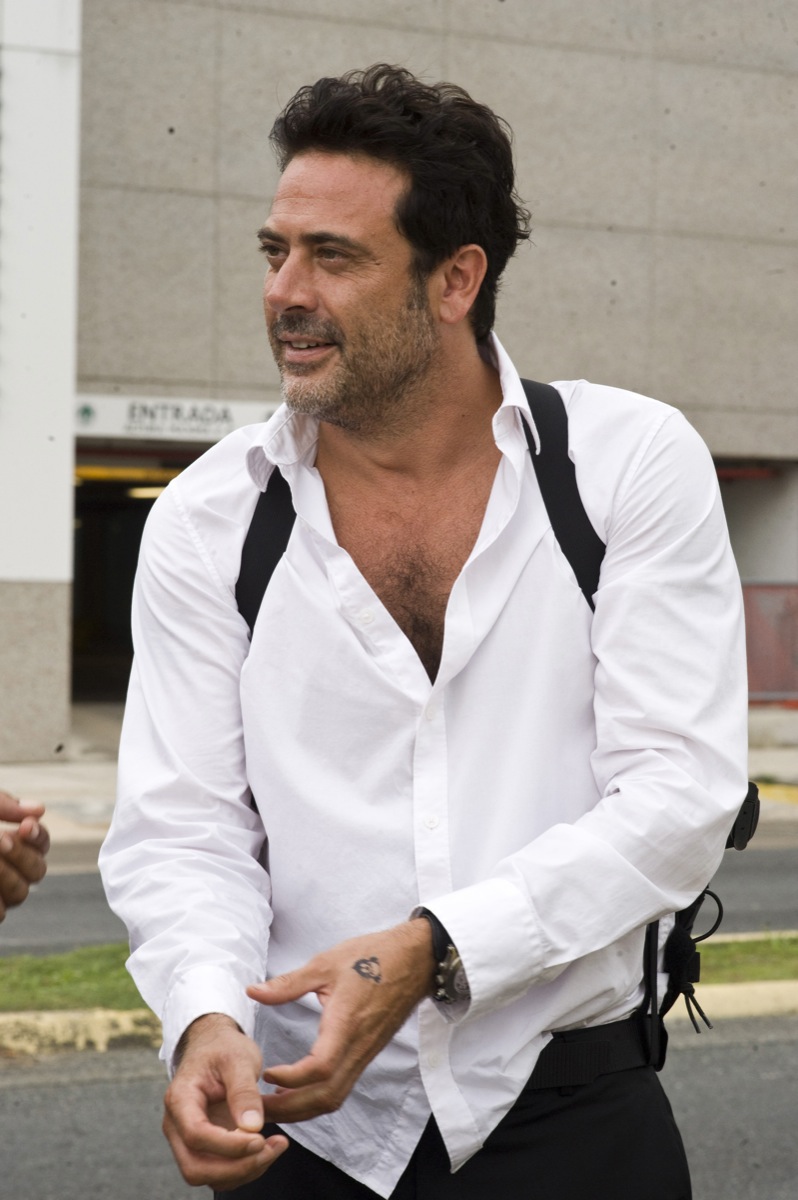Jeffery dean morgan glaubte, er sei mit einem unkrautmädchen zusammen