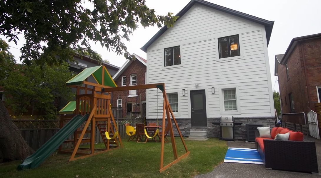 24 Interior Design Photos vs. 54 Fifth St, Toronto Luxury Home Tour