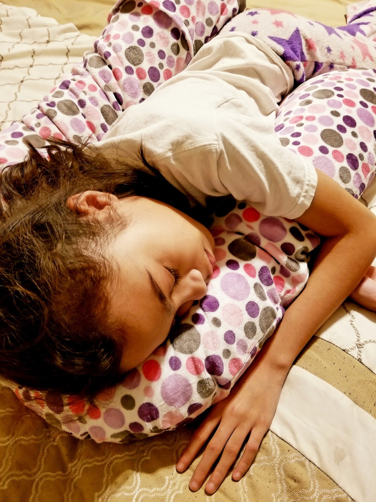 Help Your Child Fall Asleep Faster and Stay Asleep Longer with Sleep Zzz Pillow The Dias