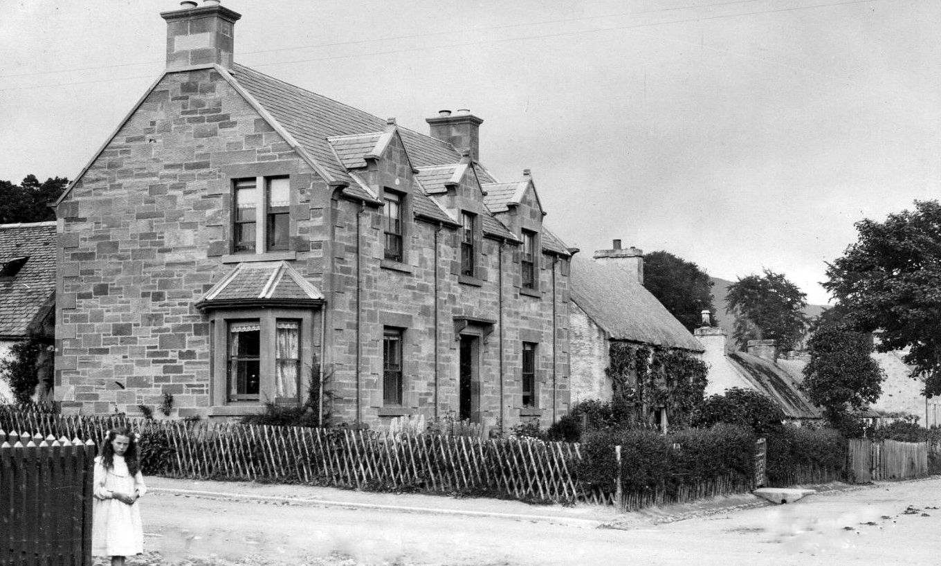 Tour Scotland Old Travel Blog Photograph Camden Street Evanton Scotland