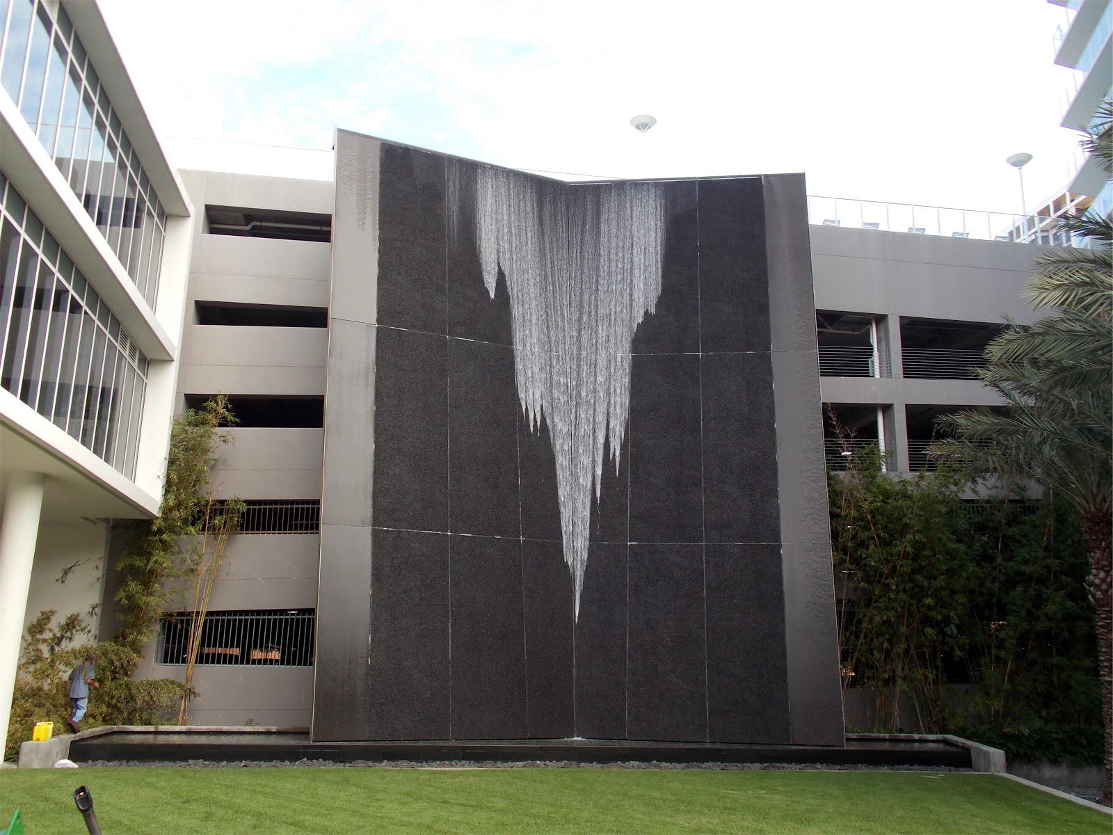 The Water Wall At Signature Place St Petersburg Fl Daily Photo The Water Wall At Signature Place Has Been Described As Dramatic Mesmerizing Inspiring Soothing Astonishing Well Maybe Is Going