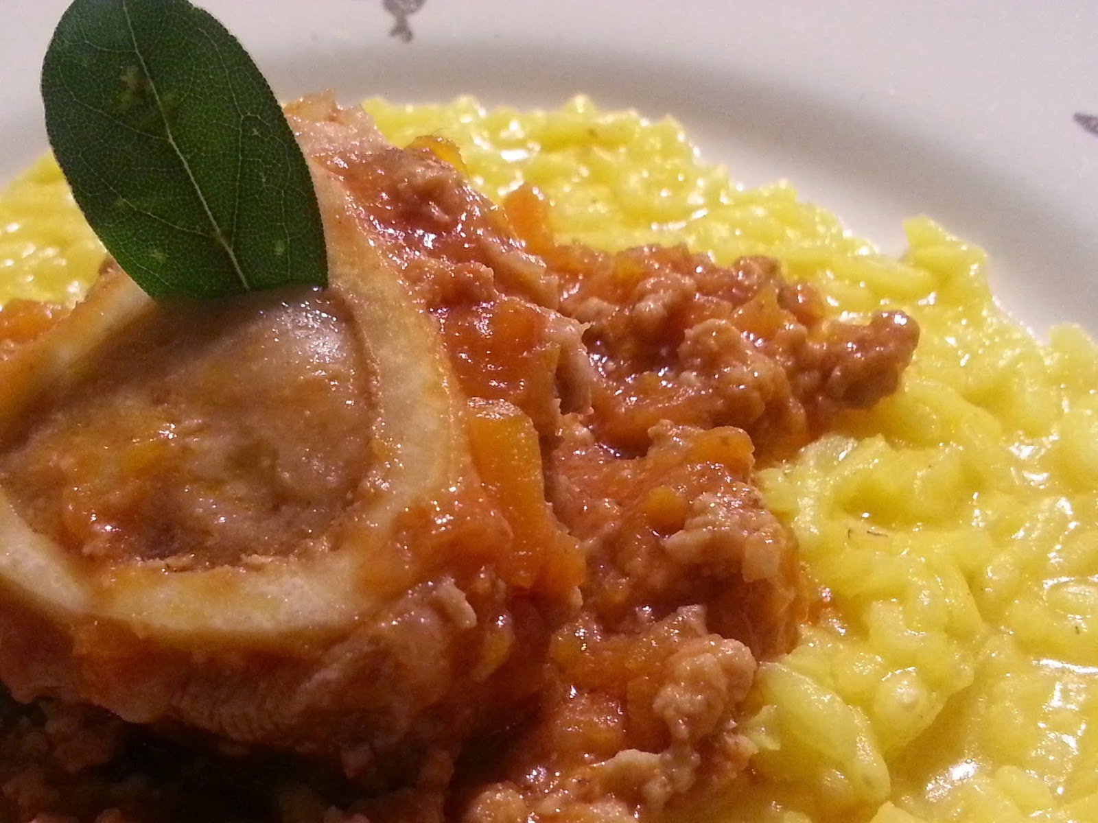 Risotto allo zafferano con ragù di ossobuco
