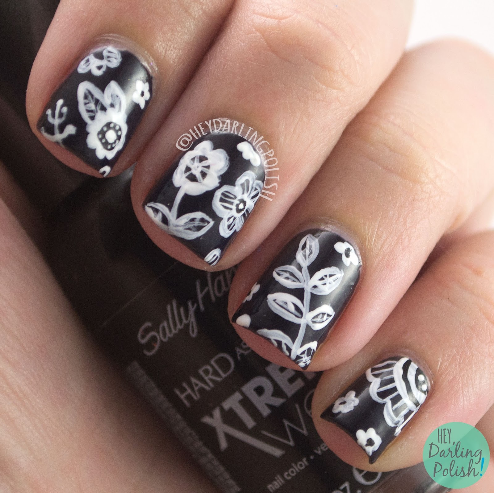 Hey, Darling Polish!: The Nail Art Guild: Black And White