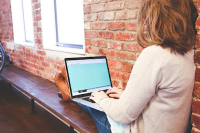 6 Pilihan Kerja Online untuk Pelajar 6 Pilihan Kerja Online untuk Pelajar